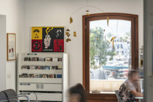 035 Anna Dot - BIBLIOTEQUES EN FLAMES - Foto © Grimalt de Blanch